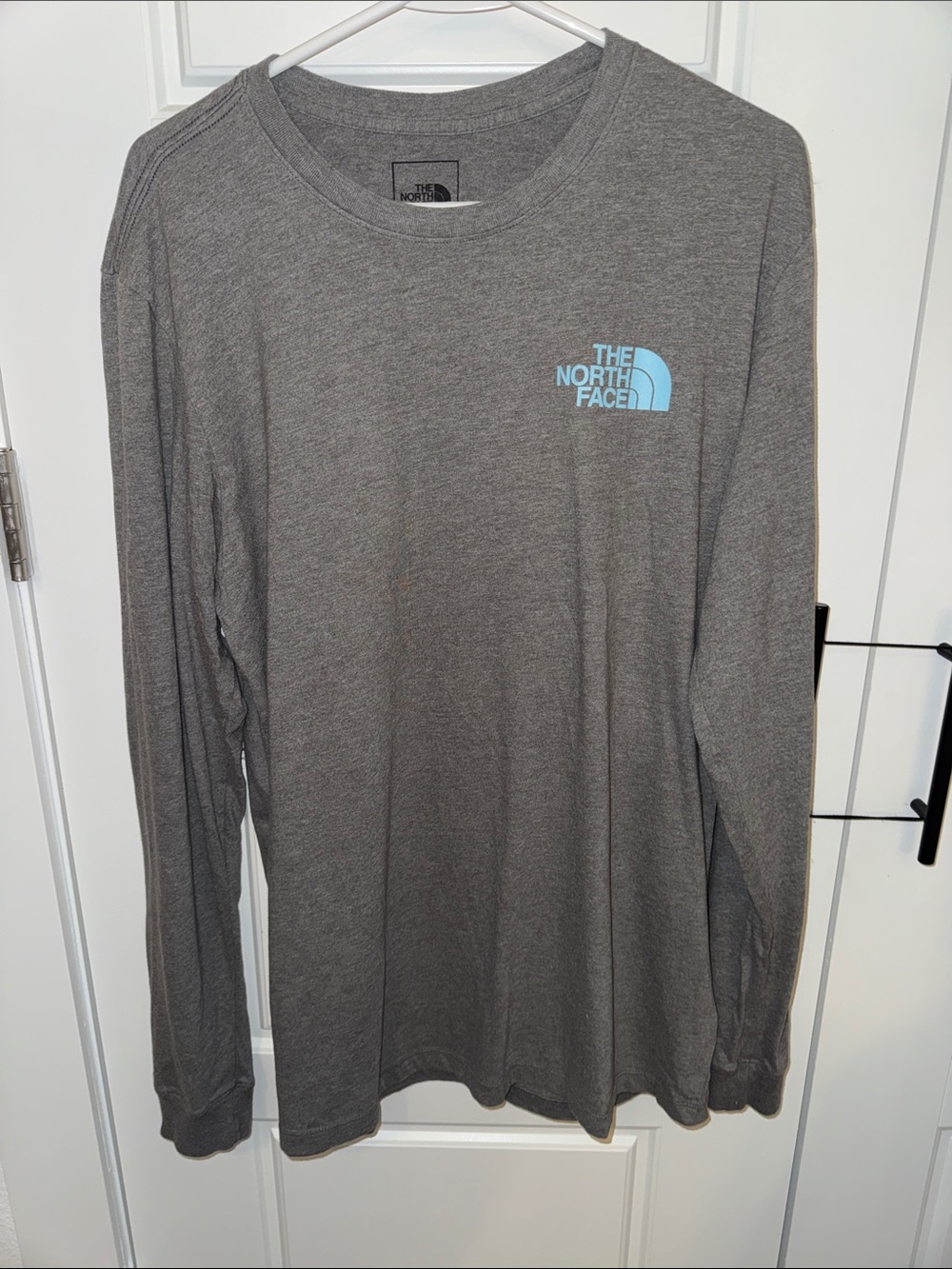 Men’s Northface Long Sleeve Graphic Tee - Large